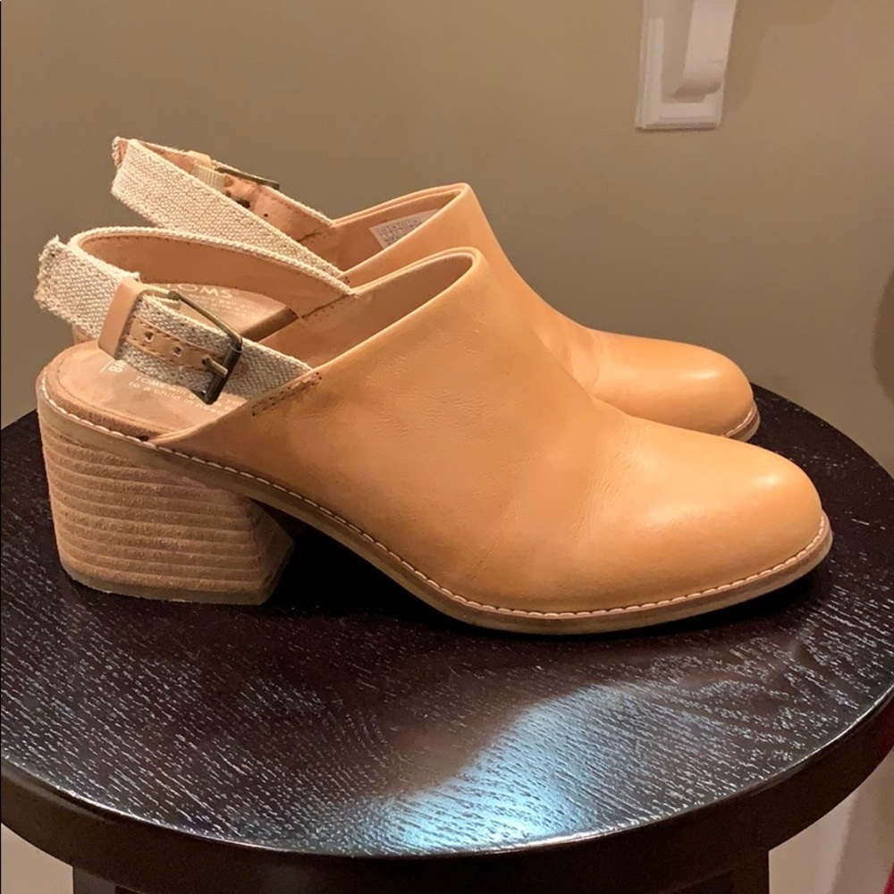 Toms Leila Slingback Mules Honey Leather SZ 8